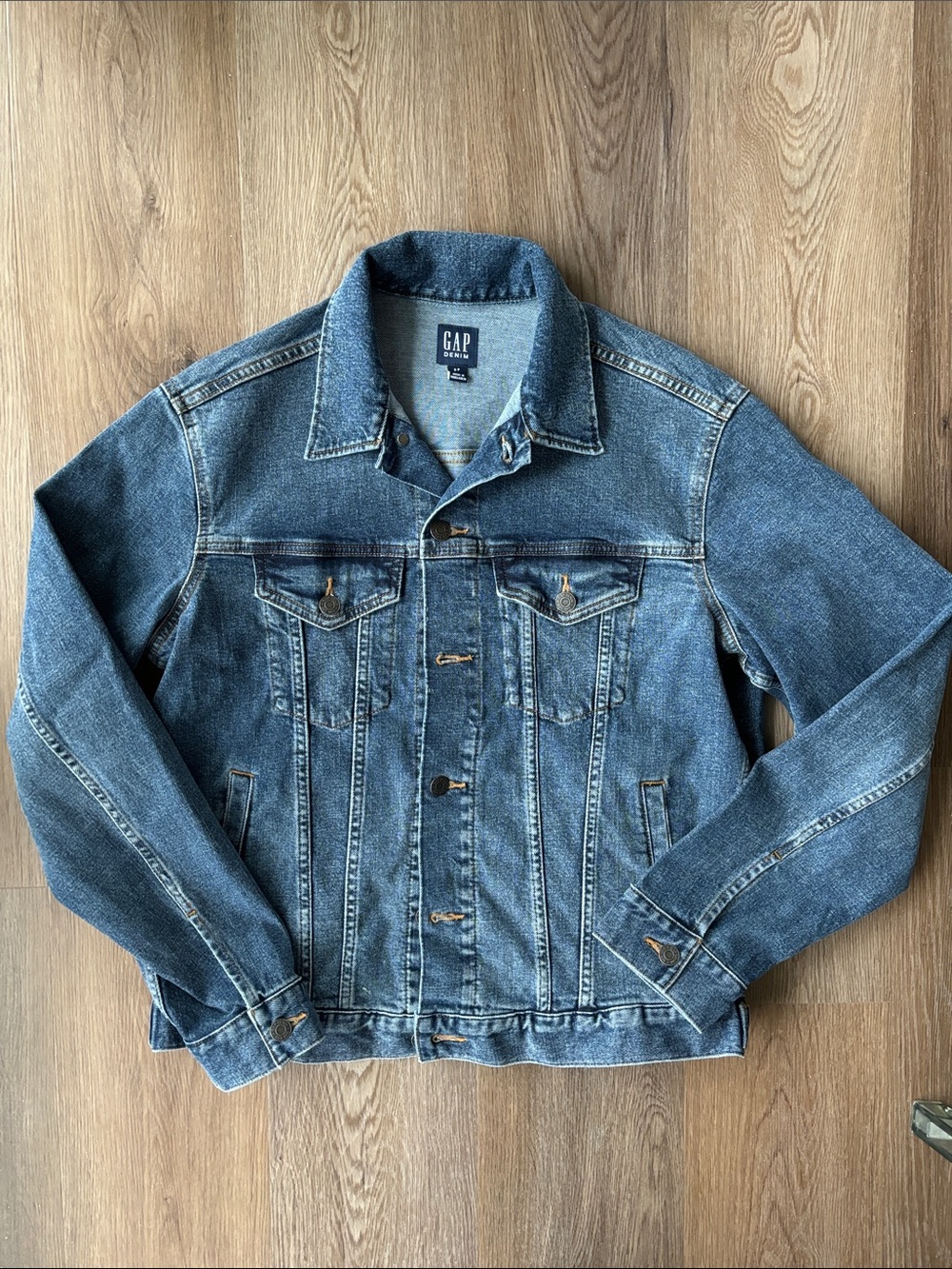 GAP Men's Small Denim Jacket